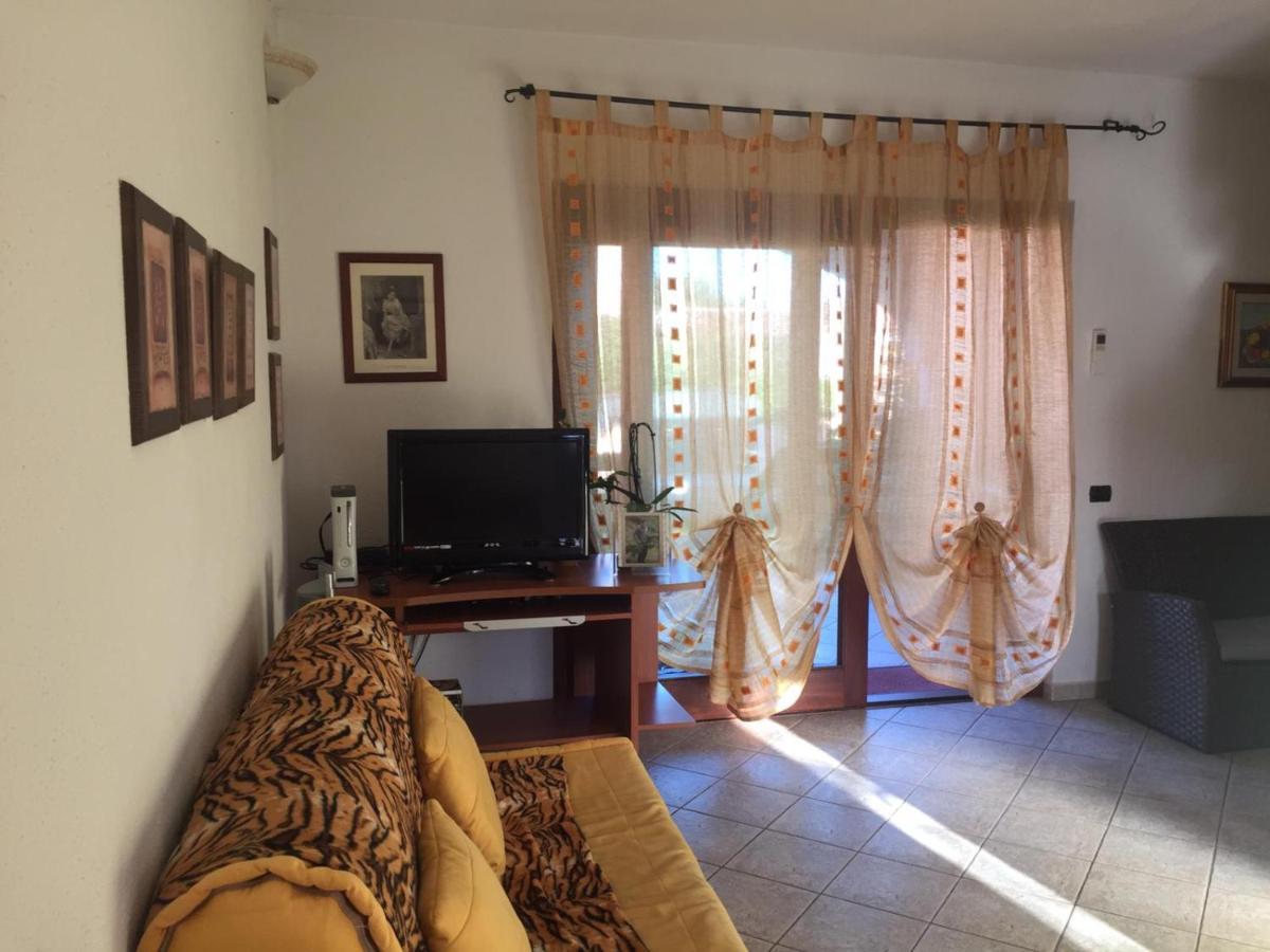 Casa Paese Via Monti San Teodoro (Sardinia)